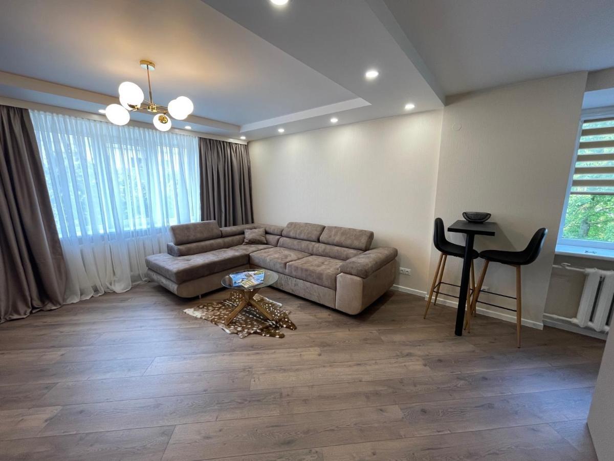 Stradinya Apartment Ventspils Exteriör bild
